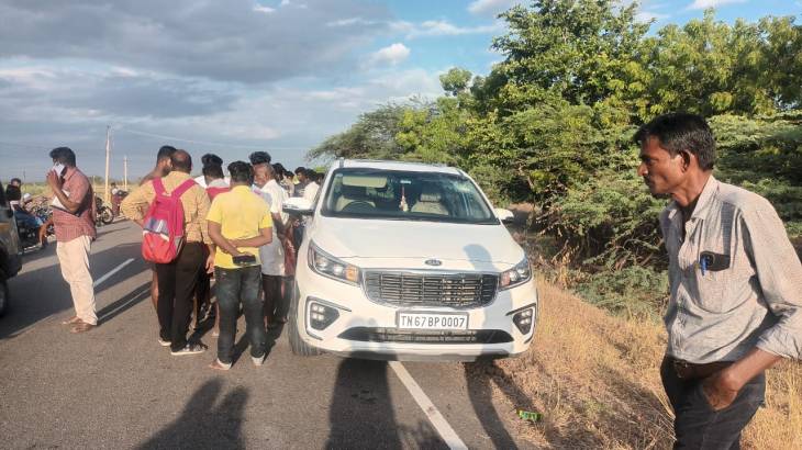  விளாத்திகுளம் அருகே வாகன விபத்தில் இளைஞர் பலி.