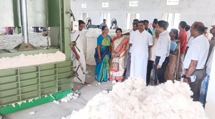 புதூர் ஒழுங்குமுறை விற்பனை கூடத்தை மாவட்ட ஆட்சியர் செந்தில்ராஜ் ஆய்வு செய்தார்!