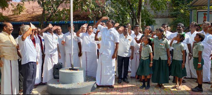 விளாத்திகுளத்தில் 77,வது சுதந்திர தின விழா கொண்டாட்டம்.

