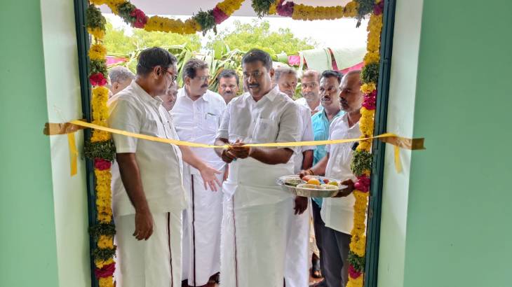புதிய கூட்டுறவு பால் உற்பத்தியாளர் கட்டிடத்தினை எம்எல்ஏ மார்க்கண்டேயன் திறந்து வைத்தார்.
