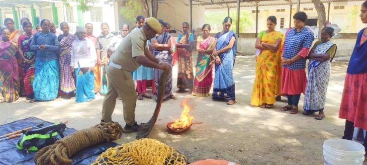 தீ தடுப்பு போலி ஒத்திகை பயிற்சி நடைபெற்றது.