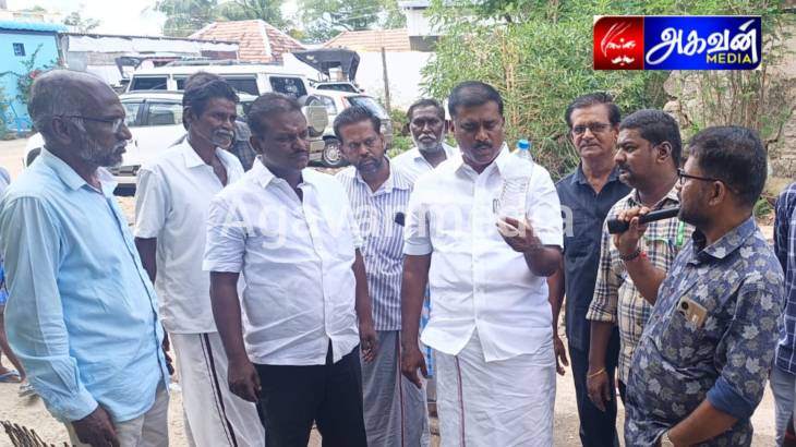 வீடு வீடாக சென்று டெங்கு விழிப்புணர்வு ஏற்படுத்திய விளாத்திகுளம் எம்.எல்.ஏ மார்க்கண்டேயன்!

