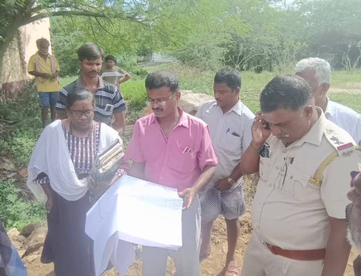 தாசில்தார் லெனின் நேரில் ஆய்வு - மூடப்பட்ட நீர்வரத்து ஓடையை தோண்ட உத்தரவு!