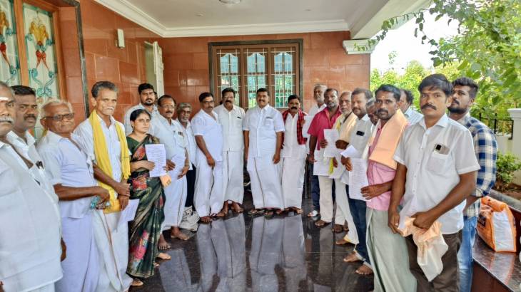 அறங்காவல் குழுவினருக்கு நியமன ஆணை வழங்கிய MLA மார்க்கண்டேயன்! 