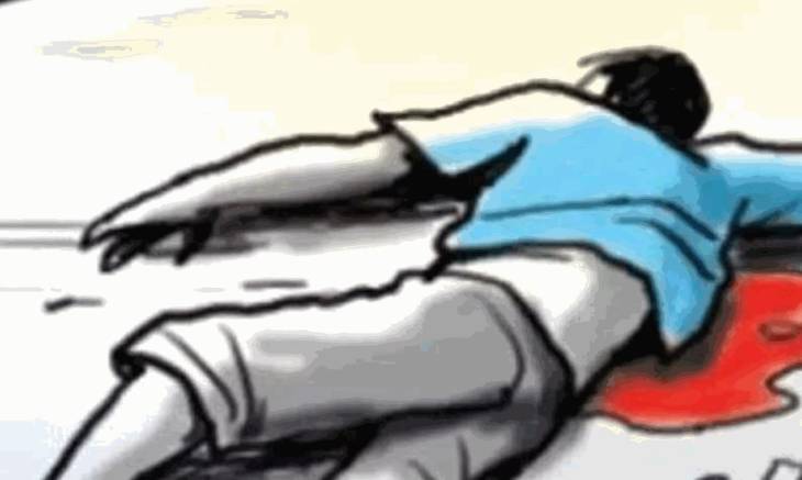 சாலையில் கார் மோதிய விபத்தில் முதியவர் பலி.