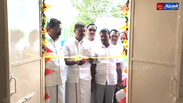 புதிய அங்கன்வாடி மையக் கட்டிடத்தை எம்எல்ஏ மார்க்கண்டயேன் திறந்து வைத்தார்.

