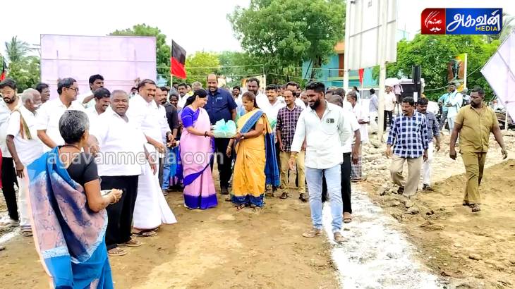 புதிய அங்கன்வாடி கட்டிடத்தை திறந்து வைத்த கனிமொழி எம்.பி.!