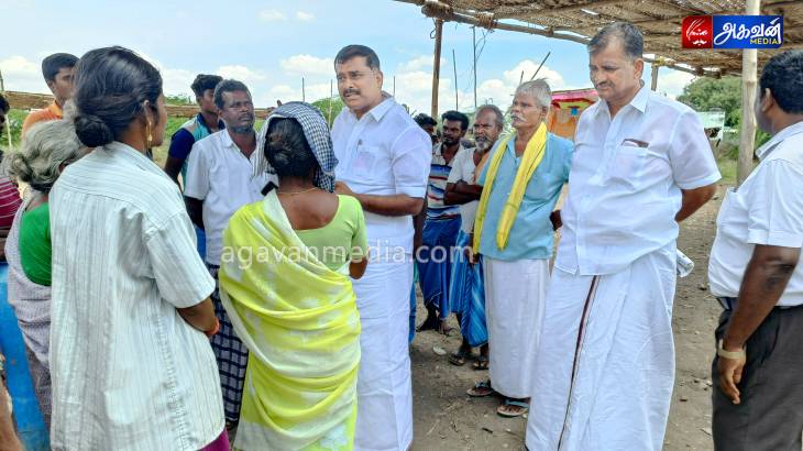 மரங்கள் நடுவது குறித்து ஆலோசனை வழங்கிய MLA மார்க்கண்டயேன்.

