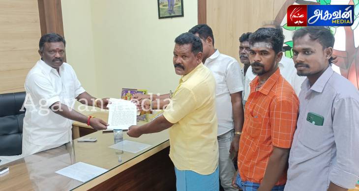 குடிநீர் கண்மாய் ஆக்கிரமிப்பை மீட்டுத்தர அதிமுக யூனியன் சேர்மனிடம் மனு!