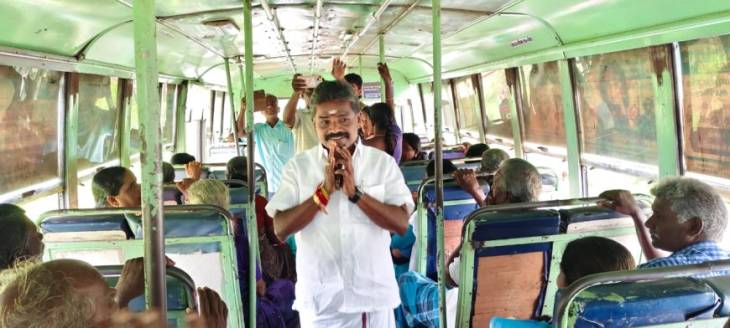 பேருந்து ஒழுங்கா வருமா? வராதா? : மேலாளரிடம் அதிரடி காட்டிய  MLA  !