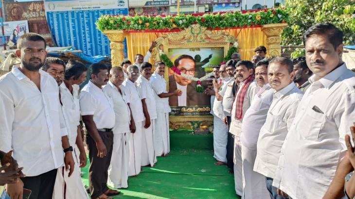 திமுகவினர் சார்பில் அண்ணல் அம்பேத்கருக்கு MLA மார்கண்டேயன் மரியாதை ! 

