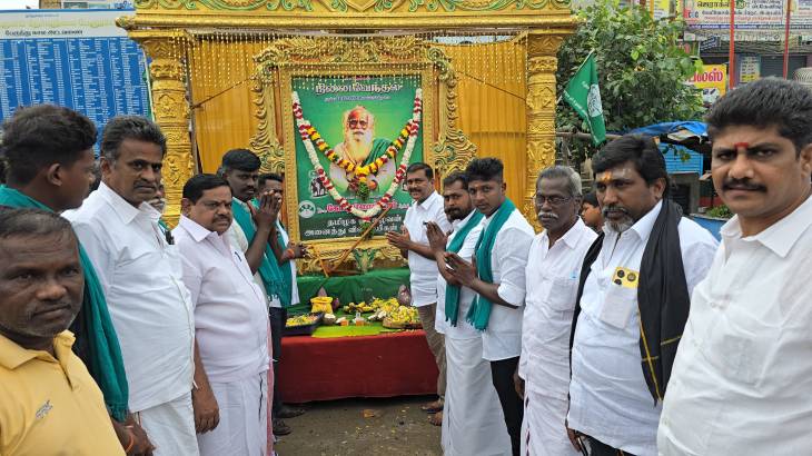 நம்மாழ்வாரின் 11-வது ஆண்டு நினைவு தினம்" விளாத்திகுளம்  MLA மரியாதை! 

