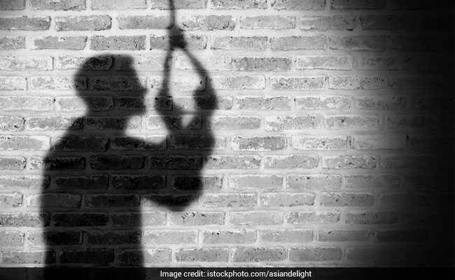 ஒருதலை காதல் தோல்வியால் இளைஞர் தூக்கிட்டு தற்கொலை!